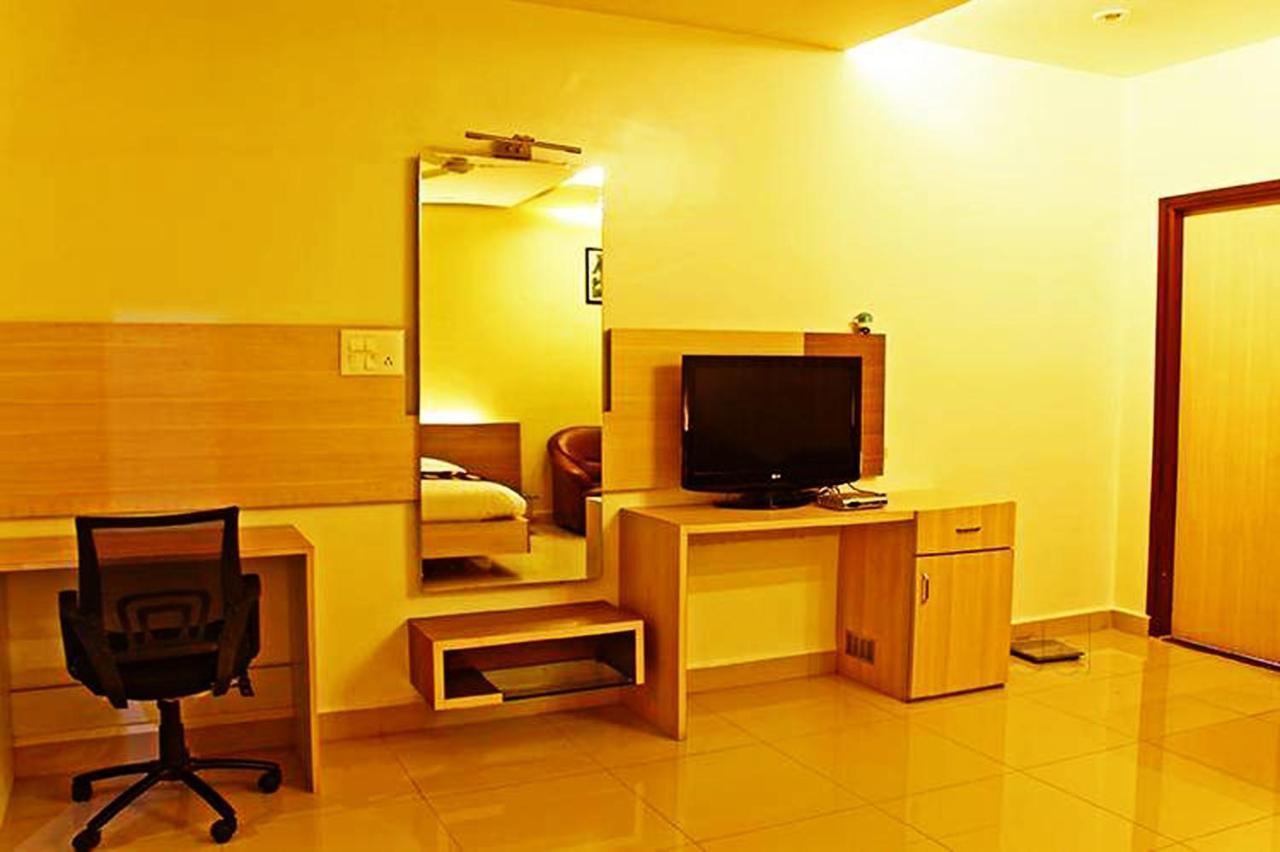 คอตต้อน คันทรี คลับ แอนด์ รีสอร์ต Hotel ฮูบลิ ภายนอก รูปภาพ